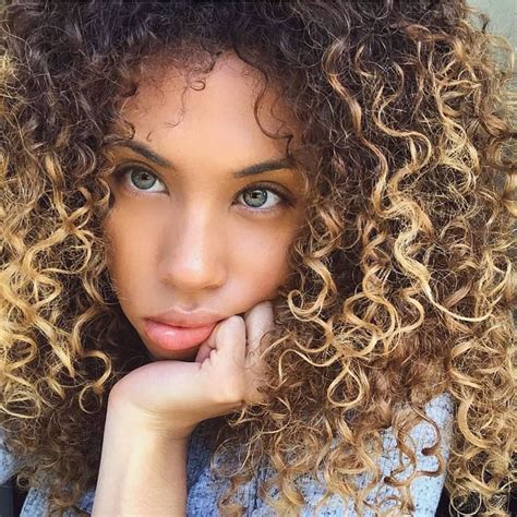 ➿ Perfectly Curly ➿ On Instagram Describe Her In Your Language ️