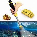 It incorporates the latest pulse induction (pi) technology and has water depth rating of 100 feet (30 meters). Amazon.com: KKmoon Portable Underwater Detector Vibra ...