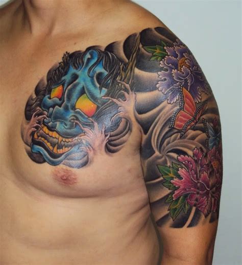 Tattoo braço e peito fechado Fotos de tatuagens para servir de inspiração