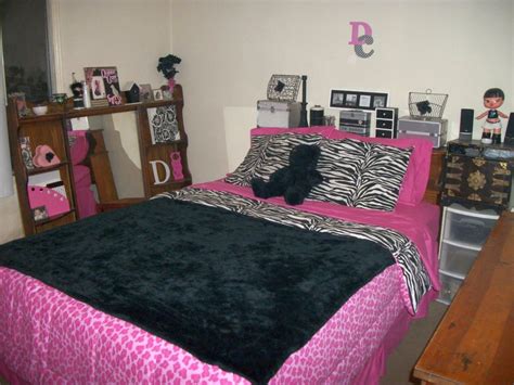 We did not find results for: 20 Amazing Pink and Black Bedroom Decor