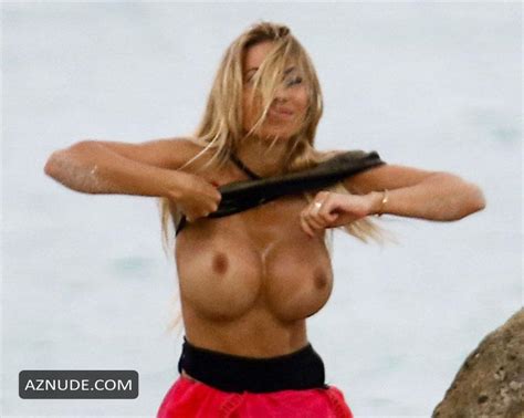 Maria Hering Topless Caught Topless On The Beach In In Miami AZNude