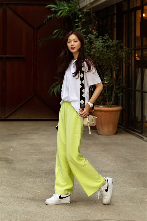 June 2019 Summer Seoul Womens First Street Style écheveau 한국 패션