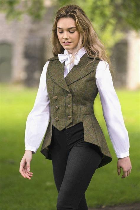 Elizabeth The Stalwart Voyage Of The Dawn Tr Waistcoat Vest Outfits For Women Waistcoat Woman