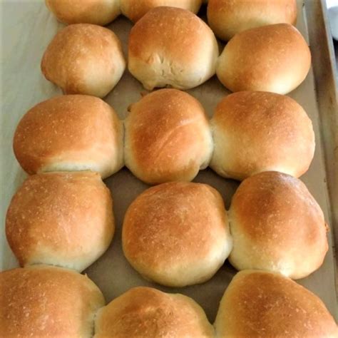 Homemade Crispy Bread Rolls Easy Recipes