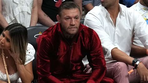 “lost 1 8 million when…” fans react as conor mcgregor reportedly suffers major losses as he