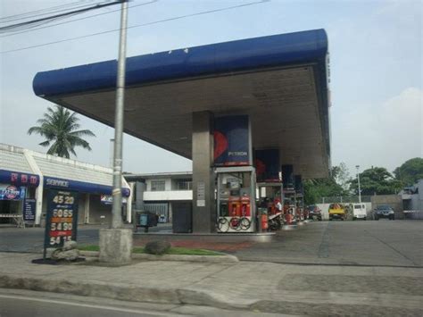 Petron Gas Station Quezon City