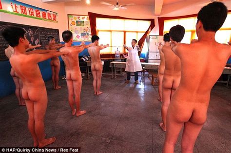 WELCOME TO ENOGOYESGH BLOG PHOTOS Babe Men Forced To Be Naked For Annual Army Recruitment