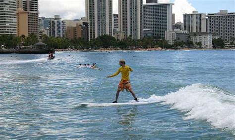 5 Best Beginner Surf Spots In Hawaii To Learn To Surf • The Grom Life