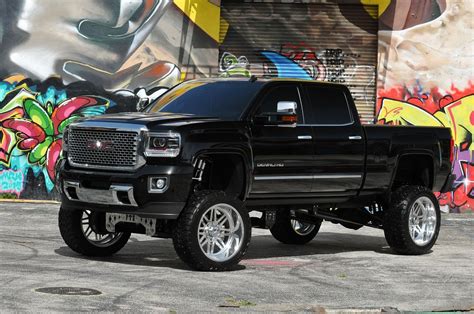 On The Menu Today Deep Dish On Black Gmc Sierra Denali — Gallery