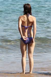 Olivia Wilde Wearing A Purple Bikini On The Beach In Maui Gotceleb