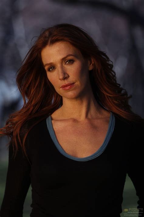 Poppy Montgomery Unforgettable Love Her With Red Hair And Adore This Show Oh And I Wish I