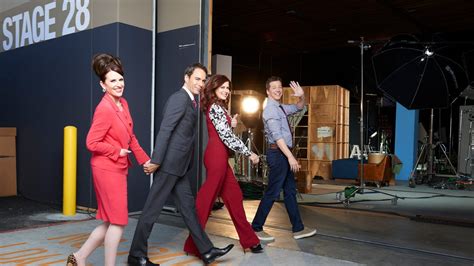 Debra Messing Gives Ad A Tour Of The New Will And Grace Sets