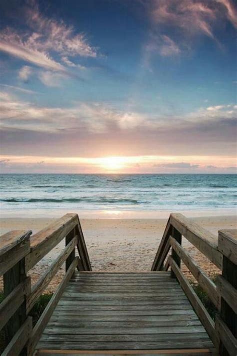 Bord De La Mer Escalier Donnant Sur La Plage Bilder Strand