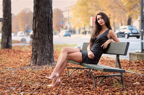 Nicole On A Bench Bench Brunette Dress Model High Heels Hd