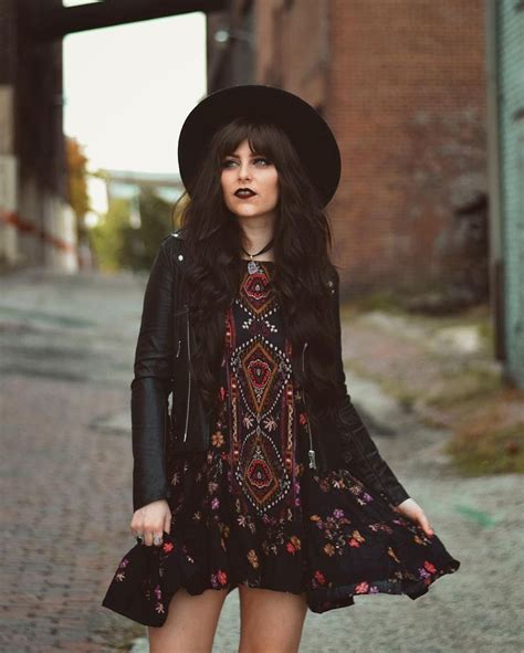 Dark Bohemian Look Boho Chic Outfits Boho Outfits Hipster Fashion