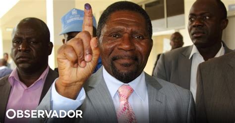 Líder Da Unita Abandona Presidência Do Partido Angolano Observador