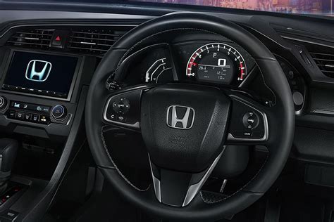 Honda Civic Hatchback Images Check Interior And Exterior Photos Oto