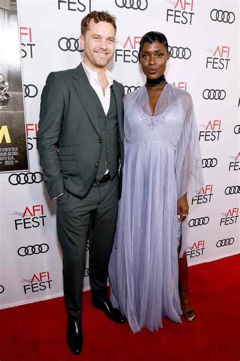 Joshua Jackson Celebrates Wife Jodie Turner Smiths Birthday With Tribute