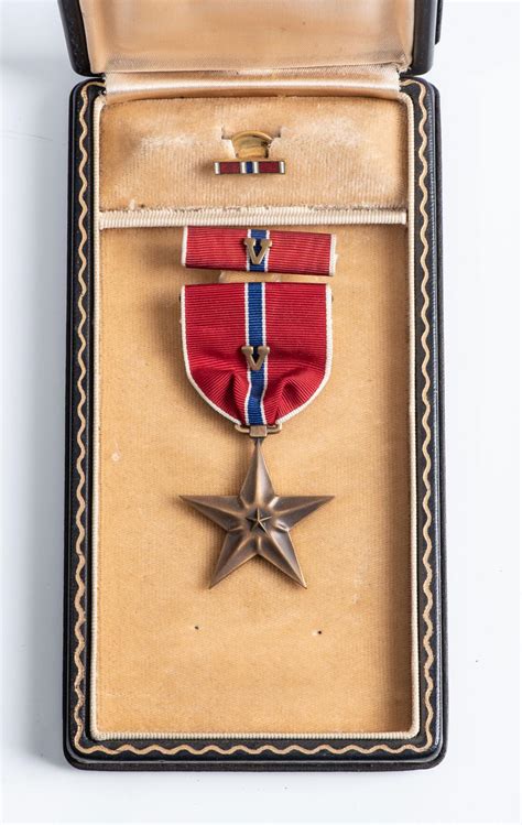 Sold At Auction Wwii Usa Bronze Star Medal