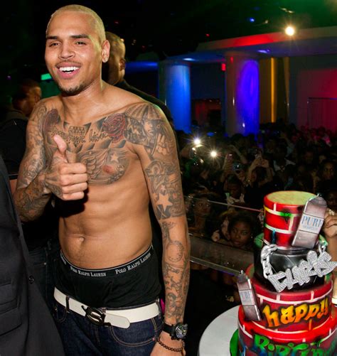 i love las vegas magazine blog chris brown parties at pure in vegas must of been hot in there