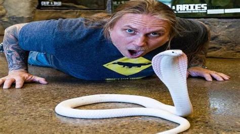 Watch Man Plays With Giant Snakes Video Goes Viral