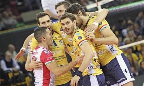 Vero volley monza, prima puntata di signature move con gianluca la top volley cisterna è sulle tracce del forte talento sloveno rok mozic, fresco vincitore dello scudetto. Superlega volley 2015 Playoff Scudetto: Modena in finale ...