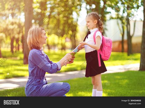 The School Girl The First Telegraph