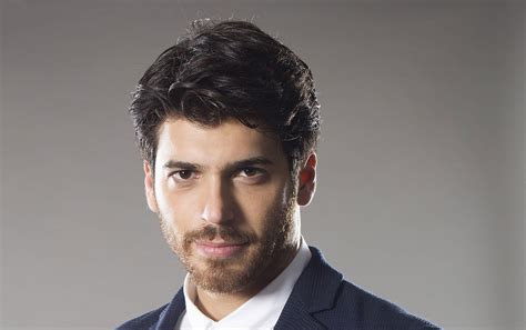 Is a turkish actor and tv personality. Can Yaman irriconoscibile dopo C'è posta per te, il nuovo ...