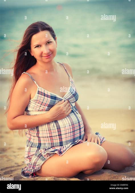 Beautiful Pregnant Woman On Beach Hi Res Stock Photography And Images