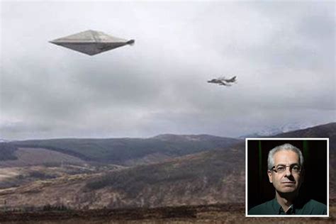 Us Must Release Best Ever Photo Of Ufo Showing 100ft Craft Over Scotland After Uk Cover Up