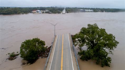 Severe Flooding Rocks Central Texas The Washington Post