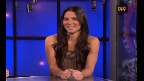 Olivia Munn Attempts To Use The Neti Pot For The Very First Time With