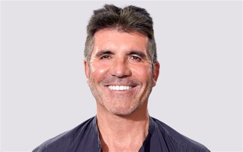 The Real Reason Americas Got Talent Judge Simon Cowell Is Wearing A