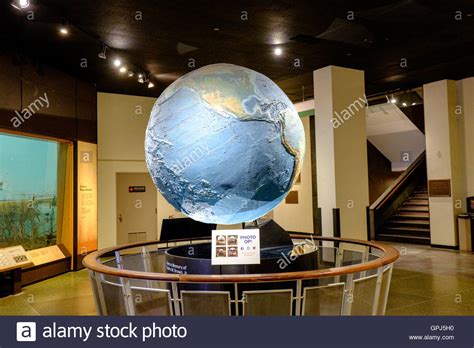 Globe museum Fotos und Bildmaterial in hoher Auflösung Alamy