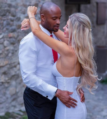 Interracial Marital Kisses Interacial Couples Black Guy White Girl Black Man White Girl