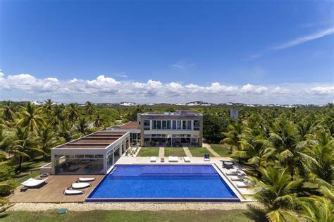 Bah450 Luxurious Mansion Near The Beach In Camaçari State Of Bahia Brazil For Rent 12522343