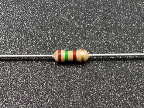 Single Resistors Passive Components Sns 150 Ohm 14 Watt Carbon Film