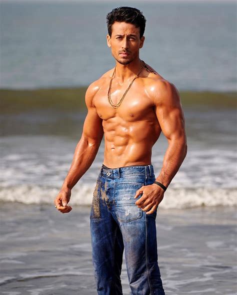 Tiger Shroff Wallpaper Barechested Bodybuilder Muscle Abdomen