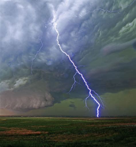 Shocking A Lightning Bolt From A Tornado Warned Storm Near Sterling