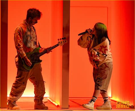 Billie Eilish Performs New Song Therefore I Am At Amas 2020 Photo