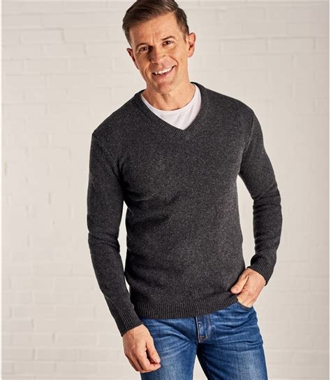 Merlot Mens Lambswool V Neck Knitted Sweater Woolovers Au