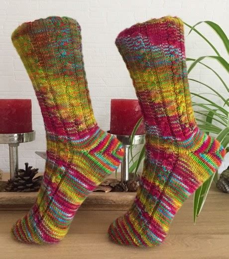 Socken Stricken Marys Sockenparade „knitsocklove“