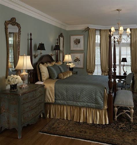 Turn Your Bedroom Into An Elegant And Classy Traditional Bedroom With