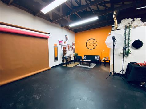 Indoor Photography Studio Concept 21 Studios United States