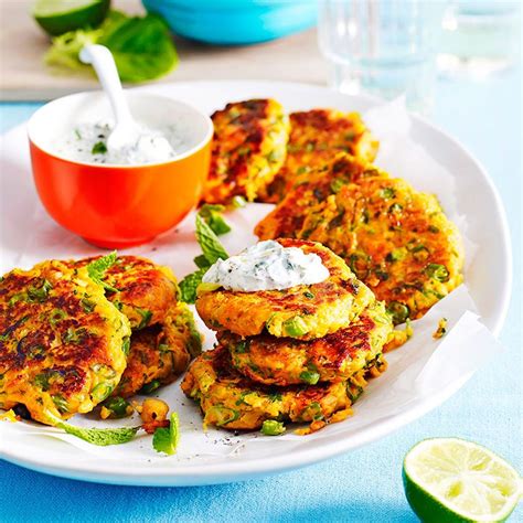 The recipe can easily be doubled to meal prep for the week even easier! Sweet potato and chickpea patties | Healthy Recipe | WW ...
