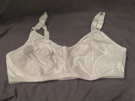New Womens Just My Size Lift Side Support Soft Cup Bra 48c White 1974