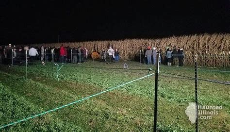 S Official Review Of 2018 Heaps Haunted Corn Maze