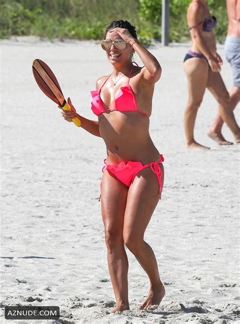 Eva Longoria In A Pink Bikini On The Beach In Miami Aznude
