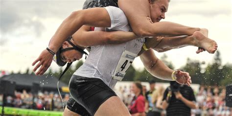 finnish couple wins wife carrying world championship