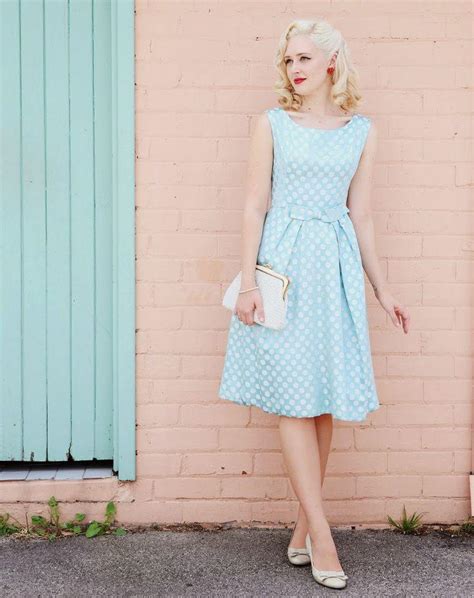 Wear A Cute Pastel Dress And Add Some Light Accessories To Look Super